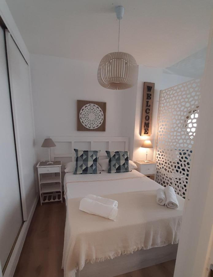 Fuengirola Apartment Carvajal Front Line Primera Linea Exteriör bild